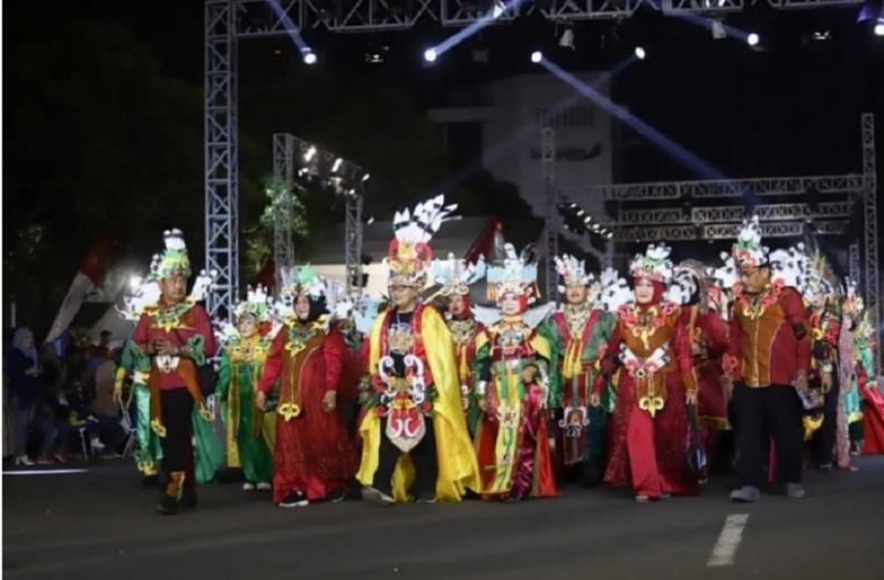 Puncak Grand Carnival Tampilkan Defile IKN Dan JFC For Democration