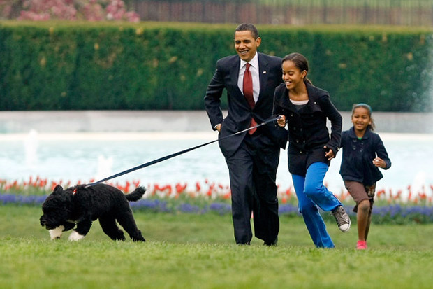 Berduka, Obama dan Keluarga Ditinggal Anjing Kesayangan