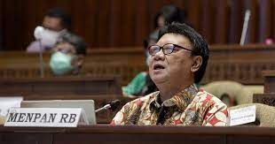 Permintaan Maaf Menteri Tjahyo Kumolo Karena Unggah Foto Hoaks Tol Cisumdawu