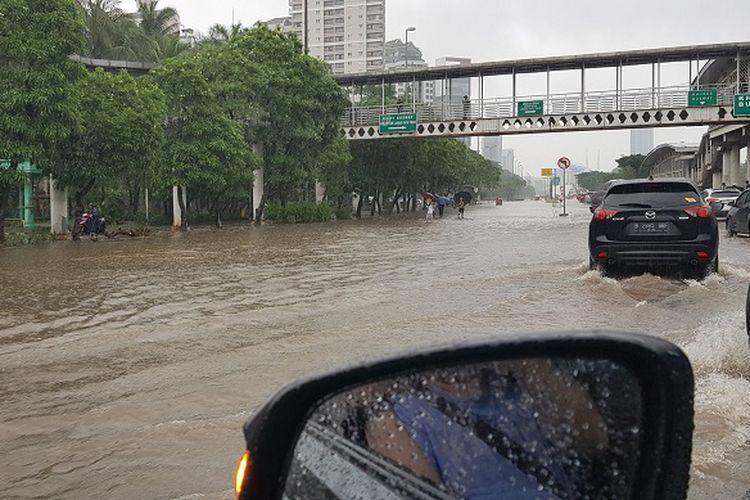 Peneliti Singgung Anies Soal Penanganan Banjir Saat Musim Hujan